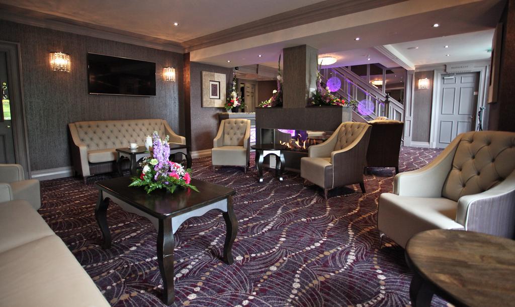 Greenvale Hotel Кукстаун Екстериор снимка