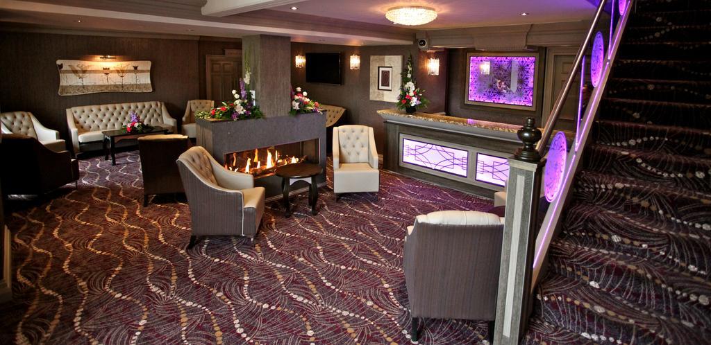 Greenvale Hotel Кукстаун Екстериор снимка