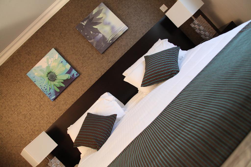Greenvale Hotel Кукстаун Стая снимка