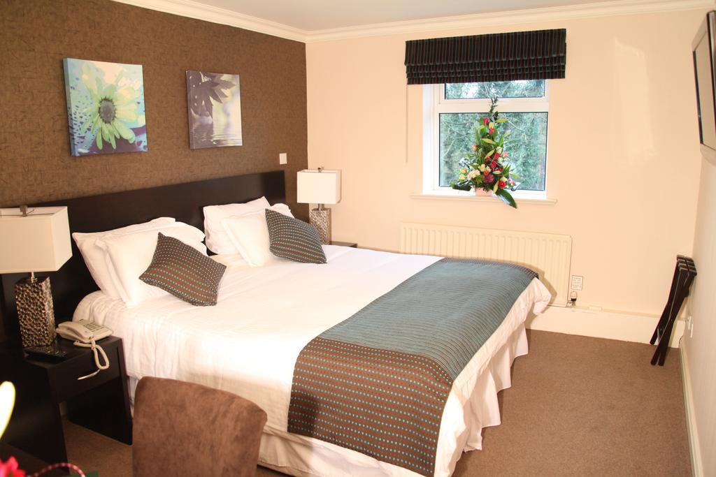 Greenvale Hotel Кукстаун Екстериор снимка